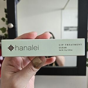 🟣BOGO Hanalei Clear Lip Treatment Balm